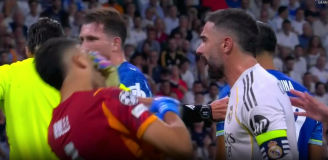 Dani Carvajal UDERZA GŁOWĄ rywala i wylatuje z boiska! [VIDEO]