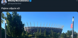 NAPIS na murku przed stadionem PGE Narodowy... xD