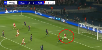 Bukayo Saka NIE TRAFIA na pustą bramkę z PSG! [VIDEO]