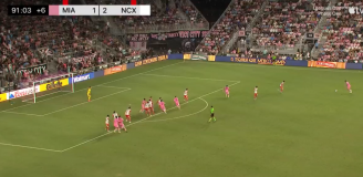 Jordi Alba strzela gola GŁOWĄ na 2-2 w 92 minucie! [VIDEO]