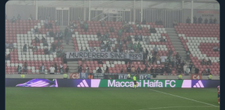 Skandaliczny transparent kibiców Maccabi Haifa....