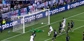 Fatalny błąd bramkarza PSG i 2-0 dla Tottenhamu! [VIDEO]