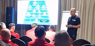 PIĘKNE SŁOWA Adama Nawałki na przedmeczowej odprawie na Ronaldinho Show [VIDEO]