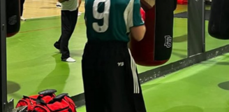 Szwedzki raper Yung Lean na trening w Warszawie ubrał koszulkę... xD