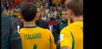 A JEDNAK! Mamy WŁOCHA w kadrze Australii - POJECHAŁ NA MŚ xD