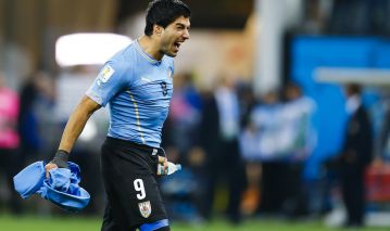 Urugwaj gra dalej!