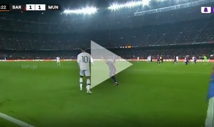 Kounde STRZELA SAMOBÓJA i Man United prowadzi z Barceloną! 1-2 [VIDEO]