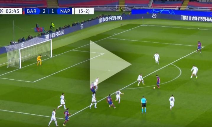 Lewandowski STRZELA GOLA na 3-1 z Napoli! [VIDEO]