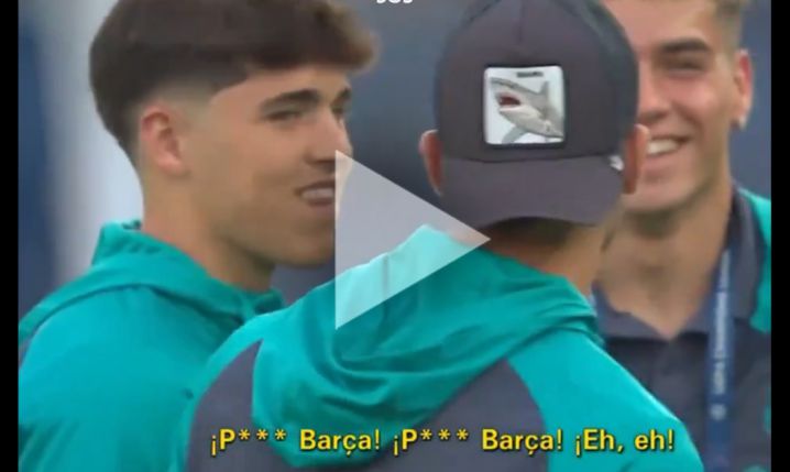 REAKCJA młodych zawodników Barcelony na okrzyki kibiców PSG... xD [VIDEO]