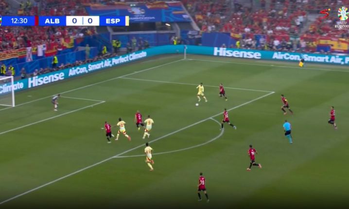 Ferran Torres strzela gola na 1-0 z Albanią! [VIDEO]