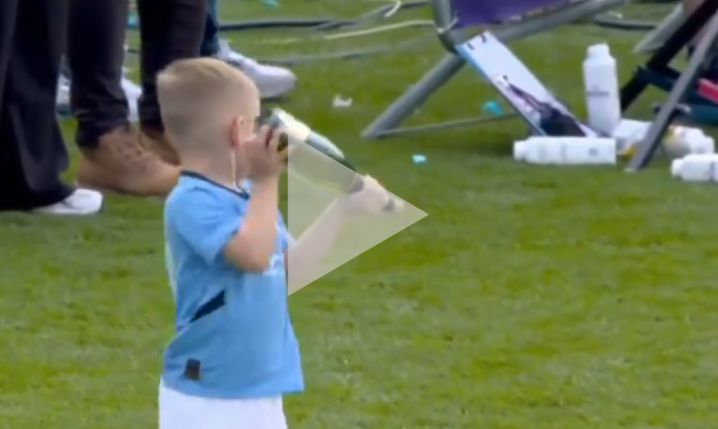 Syn Fodena podczas świętowania mistrzostwa Man City XD [VIDEO]