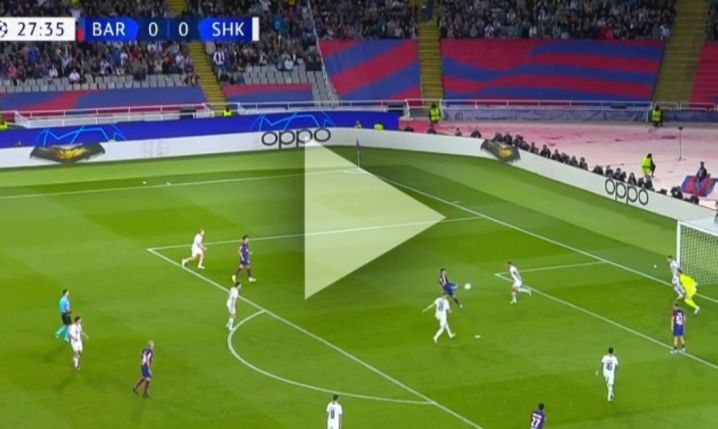 Ferran Torres strzela gola na 1-0 z Szachtarem! [VIDEO]
