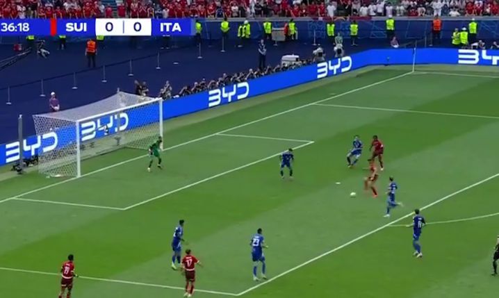 TAK STRZELA Freuler na 1-0 z Włochami! [VIDEO]