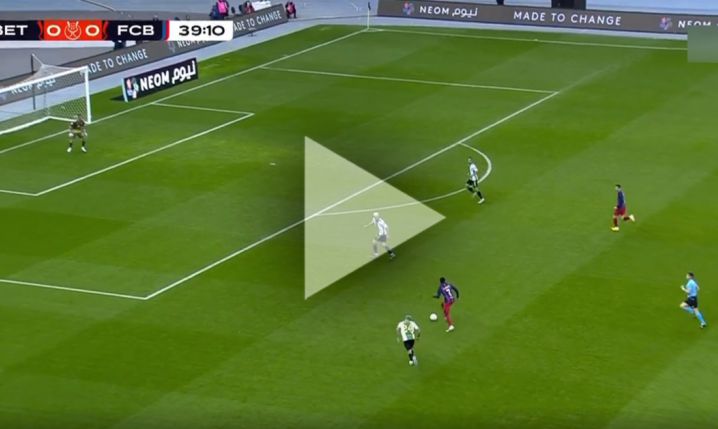 Lewandowski STRZELA GOLA na 1-0 z Betisem! [VIDEO]