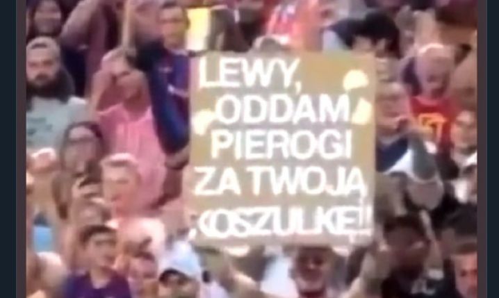 POLSKI TRANSPARENT podczas meczu na Camp Nou! :D