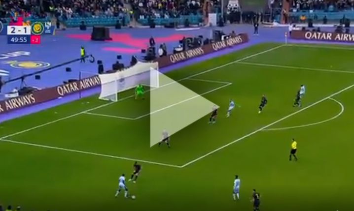 Ronaldo ŁADUJE GOLA na 2-2 z PSG! [VIDEO]