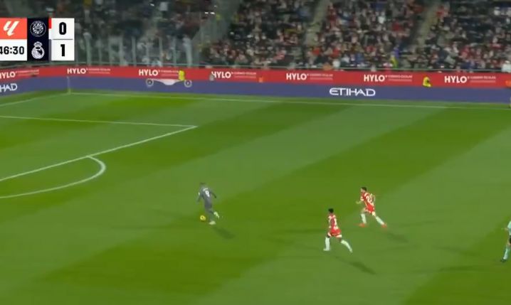 Mbappe wychodzi sam na sam i... robi to! xD [VIDEO]