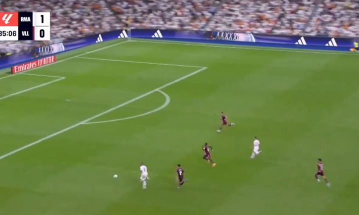 Mbappe wyszedł sam na sam z bramkarzem i... [VIDEO]