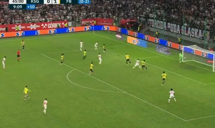 Michal Sacek strzela gola na 1-1 z Fenerbahce! [VIDEO]