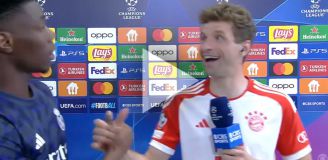 Muller robi sobie jaja na wywiadzie po meczu z Realem! xD [VIDEO]