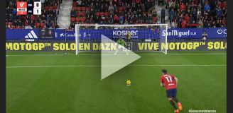 97 minuta meczu, wynik 0-1, Budimir podchodzi do rzutu karnego i.... XD [VIDEO]