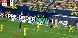 Lewandowski STRZELA Z PRZEWROTKI na 2-0 z Villarreal! [VIDEO]